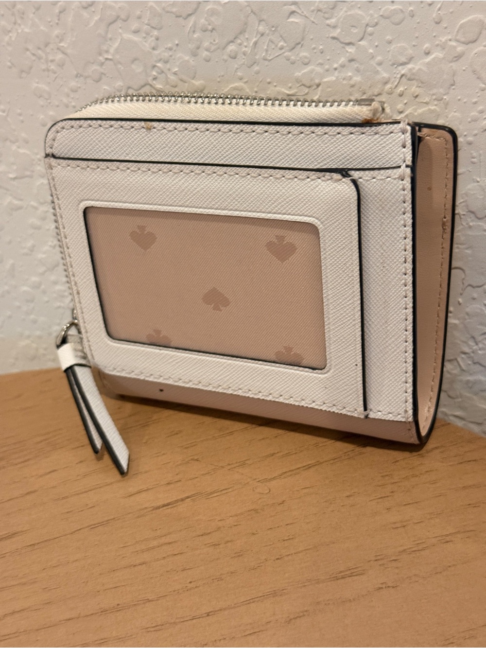kate spade Two-Tone Blush Pink & White Zip Around Wallet - Picture 3 of 11